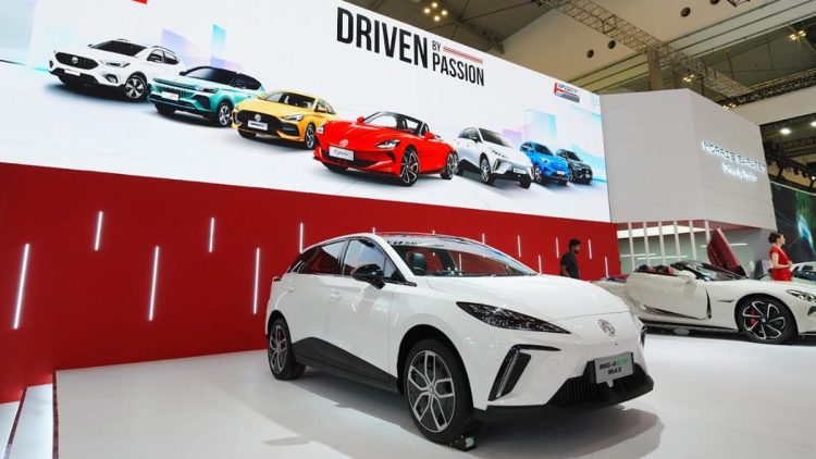 MG4 EV Max Diluncurkan di GIIAS 2025, Jarak Tempuh hingga 540 KM, Lihat Spesifikasi dan Promonya!