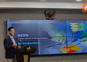 Kesempatan Belajar Teknik Endoskopi Tulang Belakang Minim Invasif untuk Dokter Bedah Saraf Indonesia