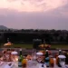 Suasana Sarapan Sunrise yang Memukau dengan Pemandangan Candi Borobudur