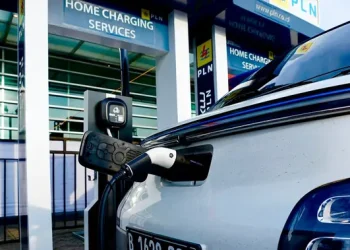 Isi Daya Mobil Listrik di Rumah dengan Cara Lebih Mudah dan Transparan