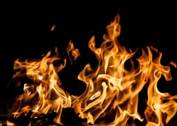 Check-in di Bandara Malpensa Milan Dibakar Pria, Turis Panik Berlarian