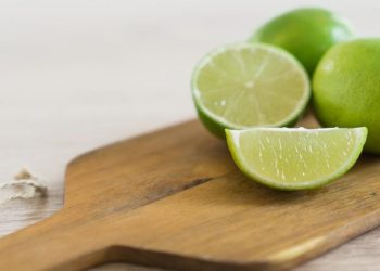 10 Manfaat Jeruk Nipis untuk Kesehatan dan Khasiatnya yang Besar