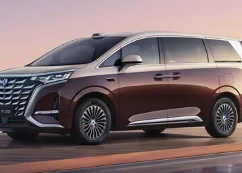 Denza Luncurkan Varian Baru MPV Mewah Listrik D9 dengan Harga Mulai Rp 697 Juta