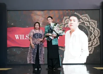 Penerima Anugerah Wastra Nusantara 2025: Annisa Pohan Iwan Tirta dan Wilsen Willim