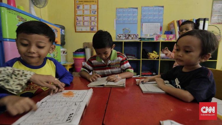 Anak-anak Menjadi Kelompok Rentan Terserang Cacingan