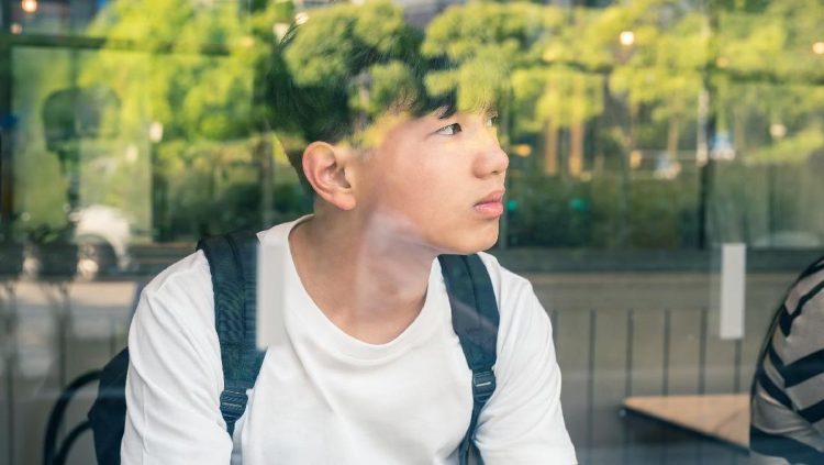 Penyebab Remaja Rentan Depresi Menurut Psikolog