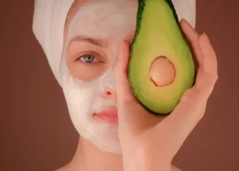 Jangan Asal Pencet, Ini Arti Bintik-Bintik yang Sering Dianggap Komedo