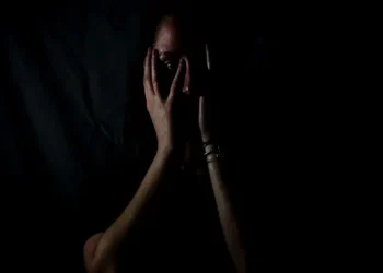 Takut Gelap Dapat Terus Hingga Dewasa, Berikut Penjelasan Ilmuwan dan Psikolog