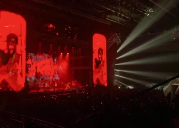 Guncang Panggung Festival 2025 di Jakarta, Nyanyi Pelan-Pelan Hingga Beraksi