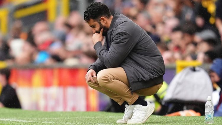 Fans Manchester United Kecam Ruben Amorim Usai Ambil Keputusan Aneh dalam Derby