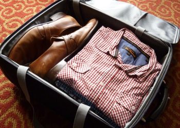 10 Kesalahan Umum Saat Packing Koper untuk Liburan