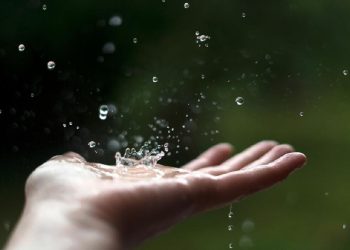 Indonesia Menghadapi Masa Peralihan dengan Hujan Lebat di Sore dan Malam