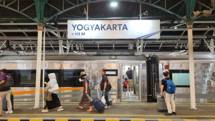 17 Rekomendasi Kuliner Enak Dekat Stasiun Tugu Jogja yang Bisa Ditempuh Jalan Kaki 2025
