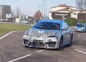 Biaya Perbaikan Kecelakaan Mobil Listrik Lebih Mahal dan Risiko Write-Off Tinggi