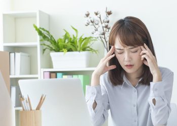 Produktivitas Tetap Terjaga Meski Mengalami Sakit Kepala Berat dan Nyeri