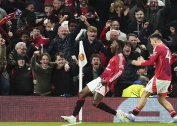 Legenda Manchester United Serentak Kritik Striker Setan Merah Sebut Keputusan Aneh