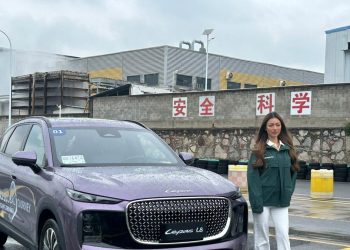 Laporan dari Cina: Cerita Miss Universe Indonesia Sanly Liu tentang Fitur Parkir Otomatis LEPAS L8