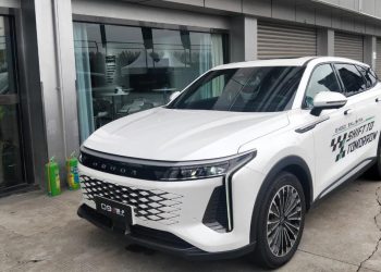 Sensasi Test Drive OMODA O9 di Shanghai Cina