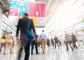 Pesawat Delay 5 Jam, Penumpang Bergoyang di Bandara India