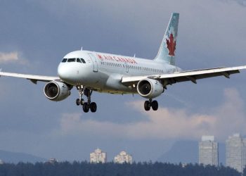 Penumpang Kelas Ekonomi Mendapat Snack dan Bir Gratis pada Maskapai Tertentu