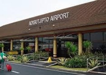 Pesawat Jatuh Saat Latihan Aerobatik, Pilot Pertama TNI Gugur