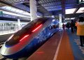 Kereta Tercepat di Dunia Melintasi Whoosh, Jarak Jakarta-Bandung 20 Menit