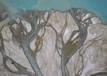 Gelombang Panas Penyebabkan Pencairan Gletser di Pegunungan Alpen