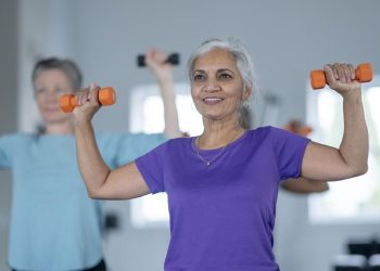 Hindari 5 Makanan Ini untuk Mencegah Kebocoran di Usia Tua