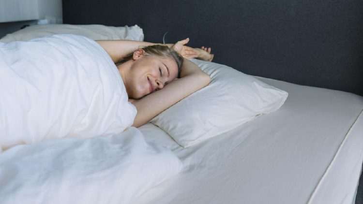 5 Manfaat Tidur Tanpa Busana untuk Kesehatan yang Tak Boleh Dilewatkan