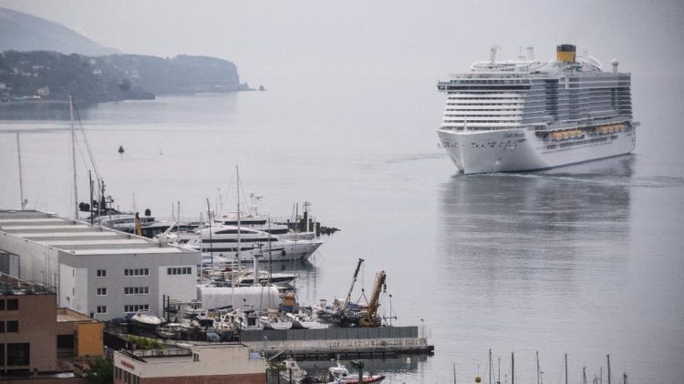 Nenek 80 Tahun Meninggal Setelah Ditinggal Kapal Pesiar di Pulau Terpencil