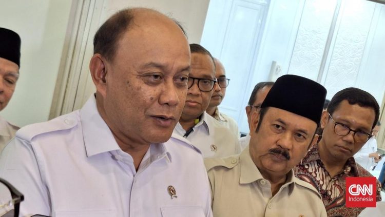 Cucu Mahfud Jadi Korban Keracunan, Kepala BGN Minta Maaf