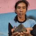 Warga Tegal Temukan Batu Diduga Meteor dan Penampakannya