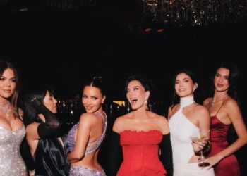 Foto Meghan Markle dan Pangeran Harry di Pesta Ultah Kris Jenner Hilang dari Medsos Kim Kardashian