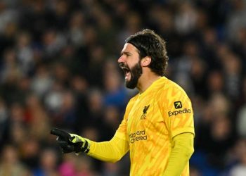 Kiper Utama Siap Kembali di Anfield Akhir Pekan Ini