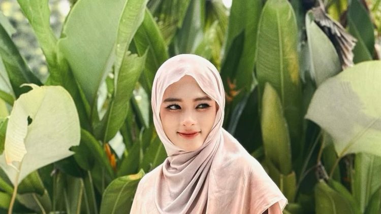 Inara Rusli Dilaporkan ke Polisi oleh Wardatina Mawa atas Dugaan Perselingkuhan dan Perzinaan