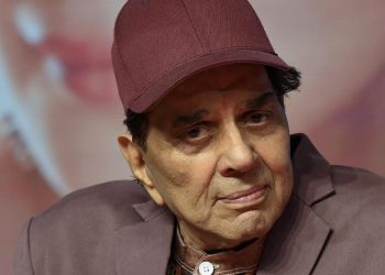 Dharmendra Ikon Bollywood Meninggal Dunia, Amitabh Bachchan dan Shah Rukh Khan Berduka