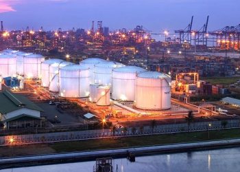 Harga Minyak Turun Terkait Aksi Jual Panik di Pasar Uang Global