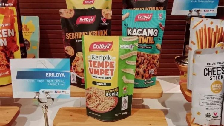 Pendampingan Antar UMKM Erildya Cemilan Family untuk Meningkatkan Kualitas Usaha