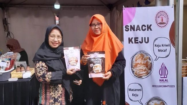 Pemberdayaan Dorong Usaha Kue Kering Bakulis Meningkatkan Kualitas