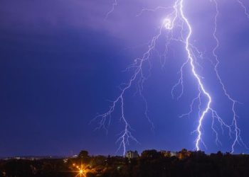 Kisah Tragis Petir Ganas yang Terus Menggulung Korban di Depok