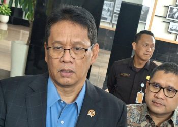 Purbaya Siap Pungut Bea Masuk Tambahan Usai Sita Baju Impor Ilegal