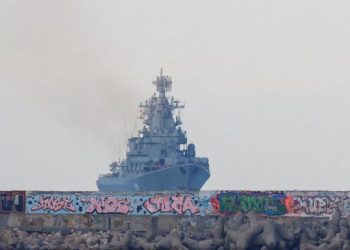 Kapal NATO Hadang Kapal Rusia dan Beri Peringatan Serius