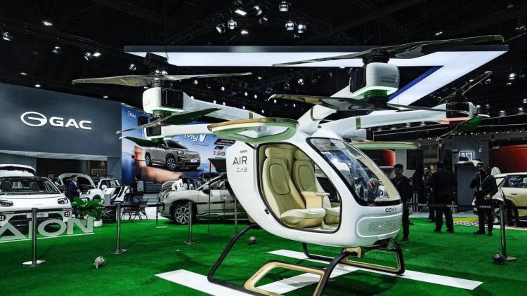 Pamerkan Kendaraan Listrik Mutakhir Hingga Mobil Terbang untuk Masa Depan