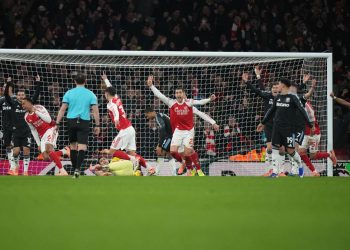 Gunners Akhiri Tahun dengan Kemenangan Besar