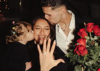 7 Potret Detik-detik Dilamar Justin Hubner, Kamari Ikut Dapat Cincin