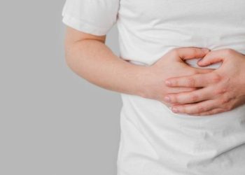 13 Cara Alami Atasi Sakit Perut dengan Kompres Hangat