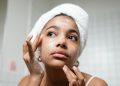 9 Mitos Kulit Berminyak yang Sering Disalahpahami