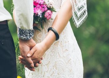 Pernikahan Mewah di Surabaya dengan MLTR sebagai Bintang Tamu