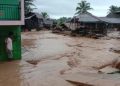 Banjir Bandang Menghancurkan Ribuan Rumah, Pengantin Baru Menjadi Korban