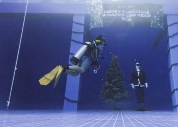 Menyelam di Kolam Renang Terdalam Asia Tenggara